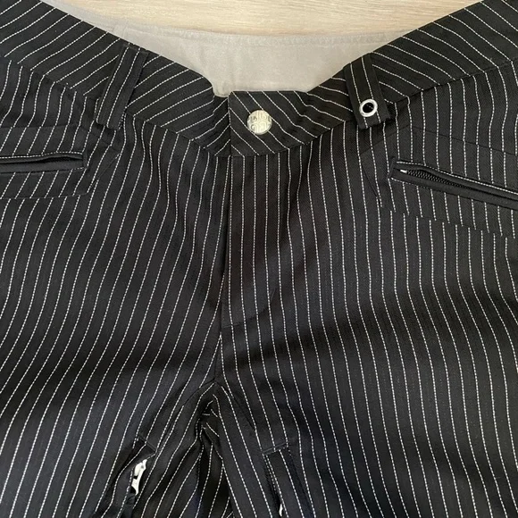 Women’s Burton DryRide Snowboard Ski Pants Medium Pinstripe - Picture 2 of 7